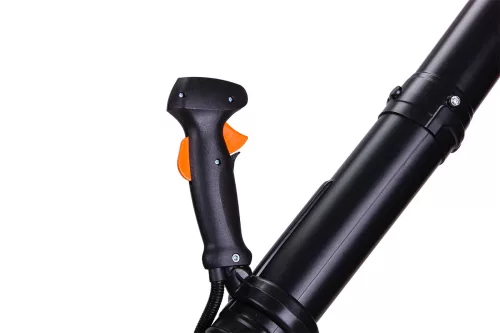 Villager Benzinmotoros lombfújó VB 5290 E - EURO II