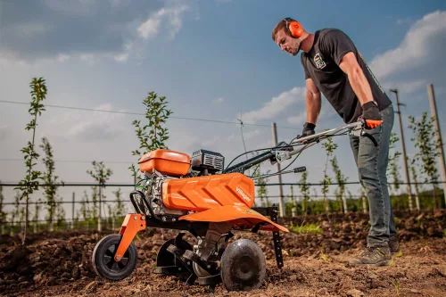 VILLAGER VTB 842 Prime rotációs kapa, kapálógép, 212cm3 / 7Le, 2+1 sebesség, +járókerék+AJÁNDÉK 120.000 Ft értékű****wellness utalvány!