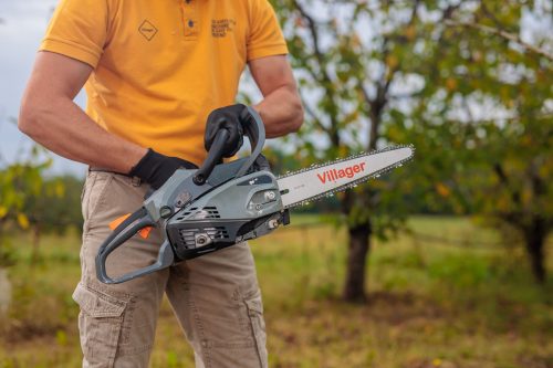 Benzines láncfűrész Villager VGS 3011 PE