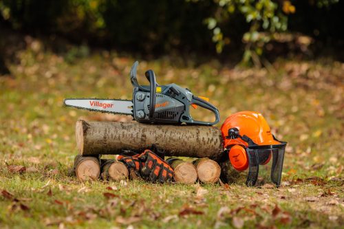 Benzines láncfűrész Villager VGS 3011 PE
