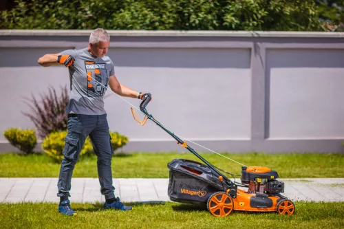 Villager Atlas 4111T Benzinmotoros fűnyíró 