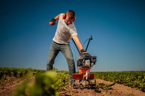 Benzines kapálógép, rotációs kapa, 144cm3 ; 3.4LE, Villager VTB 380 +ajándék 80.000Ft értékű****wellness utalvány!