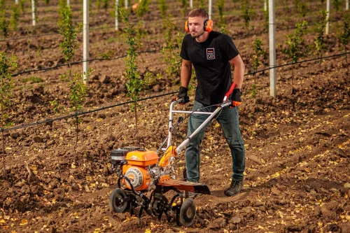 Villager Prime VTB 8421 – Motoros rotációs kapa (kapálógép,kultivátor) 212cm3; 7LE; 4T; +ajándék 120000Ft értékű****wellness utalvány
