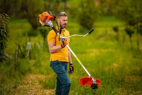 Benzinmotoros fűkasza Villager BC 522 E