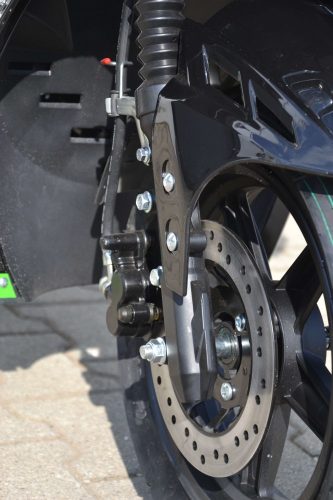 Citiwell Fantasy Elektromos Robogó dupla ítium-ion akkumulátorral (zöld-fekete) + 120.000 Ft-os wellness utalvány