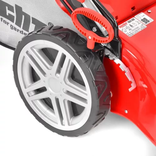Benzinmotoros Önjáró Fűnyíró, 209 cm3,  HECHT 551 XR 5in1,vágószélesség 56cm