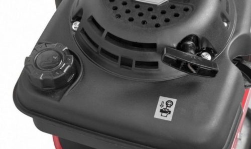 HECHT 6173  benzinmotoros ágaprító , 173cm3, 4,3 LE, forgókéses, 3,6 cm ágátmérő