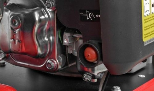 HECHT 6173  benzinmotoros ágaprító , 173cm3, 4,3 LE, forgókéses, 3,6 cm ágátmérő