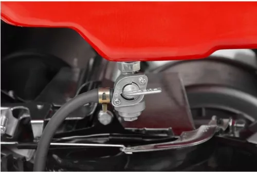 HECHT GG 3300 Benzinmotoros Áramfejlesztő, Aggregátor, 3000W,AVR, 230V/11.3A, 208cm3 benzinmotor,+ajándék 120000Ft értékű****wellness utalvány