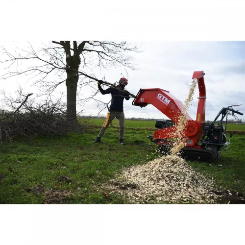 GTS 1300 RG - hernyótalpas önjáró benzinmotoros ágaprító, 420cm3, 15LE, +200.000 Ft értékű****wellness utalvány