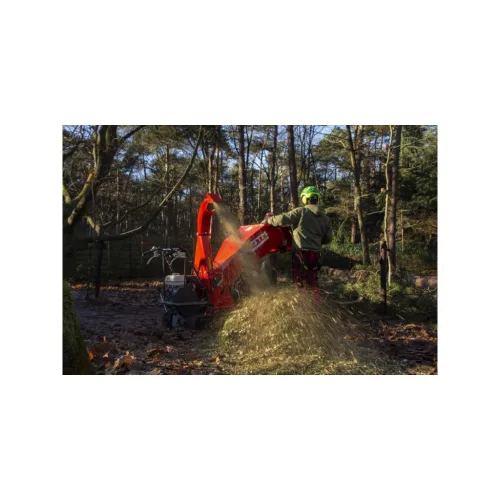 GTS 1800 R - Hernyótalpas Önjáró Benzinmotoros Ágaprító, 764 cm3/24 LE, max.ágvastagság 12cm, +ajándék 200.000Ft értékű****wellness utalvány