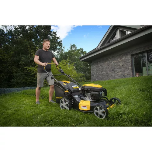 Riwall RPM 5155 V Pro multifunkciós önjáró fűnyíró 4 az 1-ben állítható sebességgel, 196cm3/5,4LE, +ajándék 80000Ft értékű****wellness utalvány