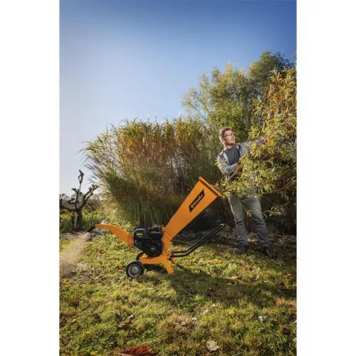 Riwall RPS 7058 b.motoros ágaprító-daráló, 212 cm3/5,8 LE, forgóhengeres ágbehúzás +ajándék 120.000Ft értékű ****wellness utalvány