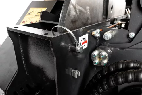 D16 PRO Benzinmotoros ágaprító, 999cm3, 4ütemű LONCIN motor, 32 LE, max.ágvastagság 160 mm BEÜZEMELVE SZÁLLÍTJUK + AJÁNDÉK 120.000 Ft értékű BlueBird akkus kézi láncfűrész és akkus metszőolló akkuval és töltővel